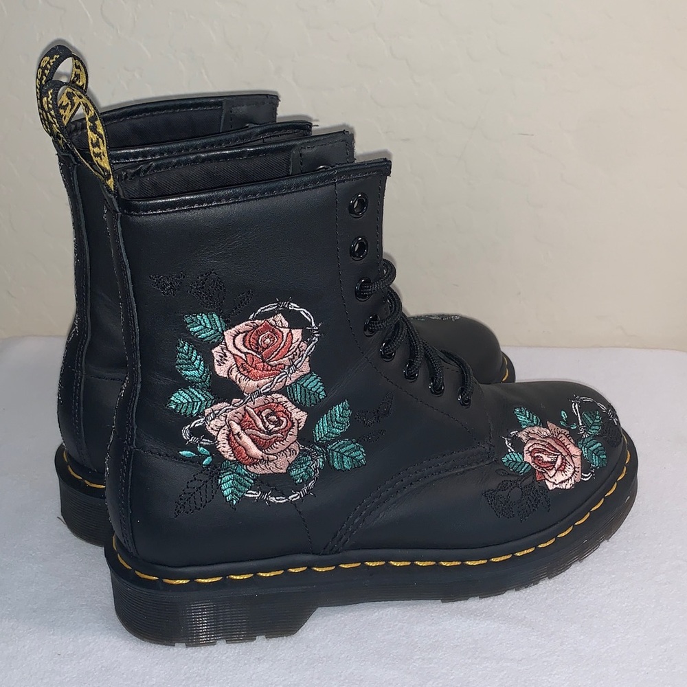 DR MARTENS BRAND NEW SIZE 7 1460 VONDA II GORGEOUS EMBROIDERED BOOTS - Picture 3 of 9